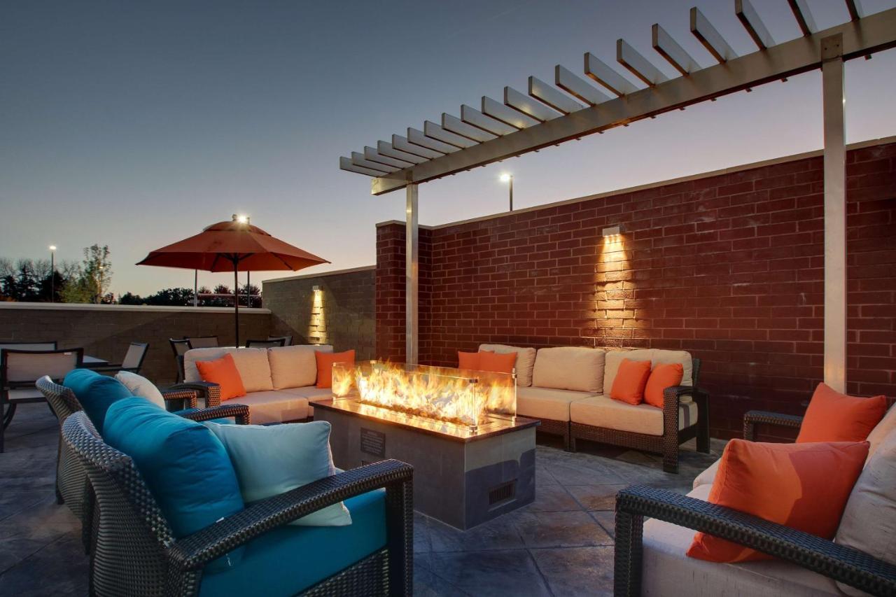 Hyatt House Oak Brook Hotel Exterior foto